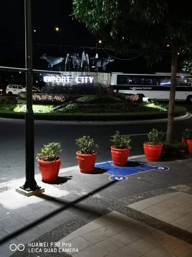 Staycation Condotel @150Newport Pasay City มะนิลา ภายนอก รูปภาพ