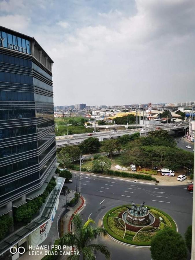 Staycation Condotel @150Newport Pasay City มะนิลา ภายนอก รูปภาพ